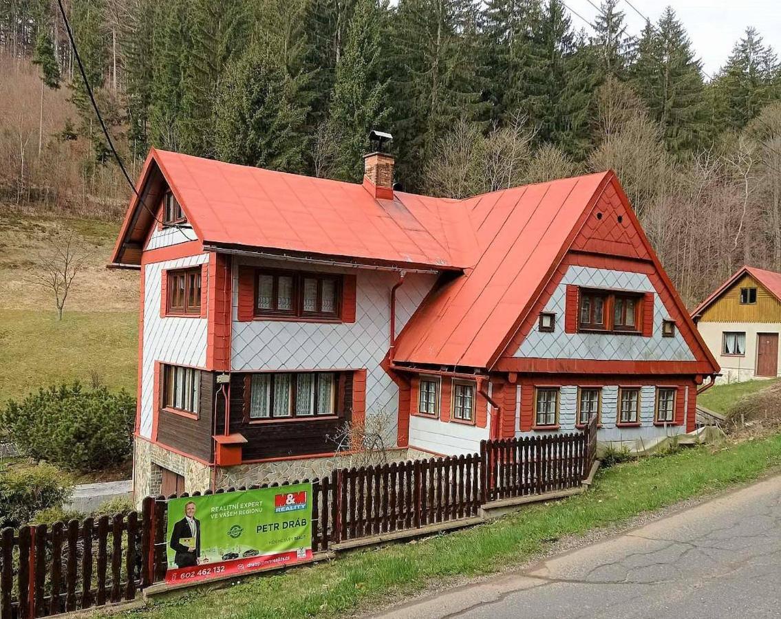 Ubytovani V Retro Chalupe Na Vecnosti Tanvald Exterior foto